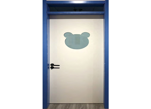 學校門——教室門